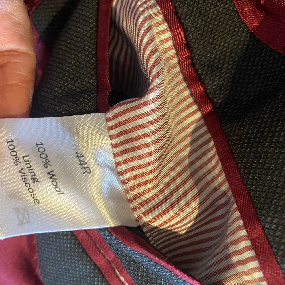 Three piece suit - Picture 4 of 12